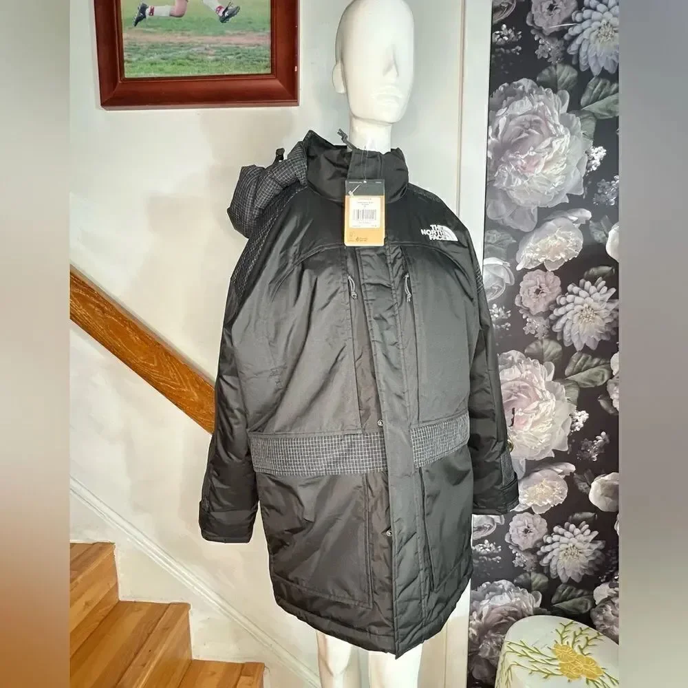 The North Face new tag